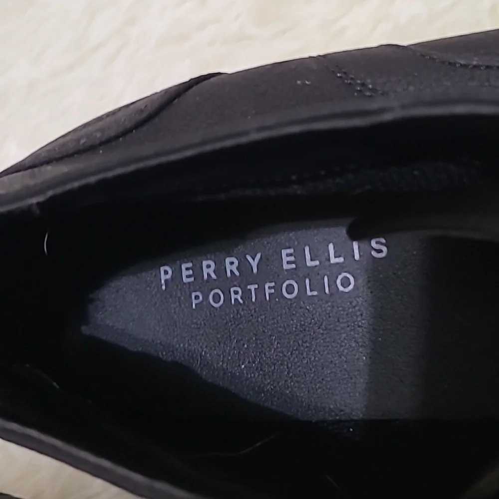 PERRY‎ ELLIS PORTFOLIO David Chukka Boots Black with Matt Finish - Size 11.5